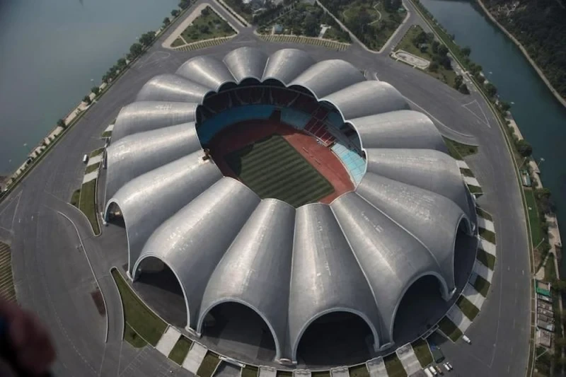 Top 10 sân bóng đá lớn nhất thế giới - Borg El Arab của Ai Cập
