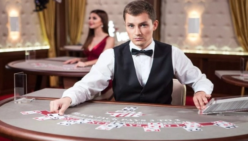Dealer là từ thường được dùng nhiều trong các hoạt động cờ bạc